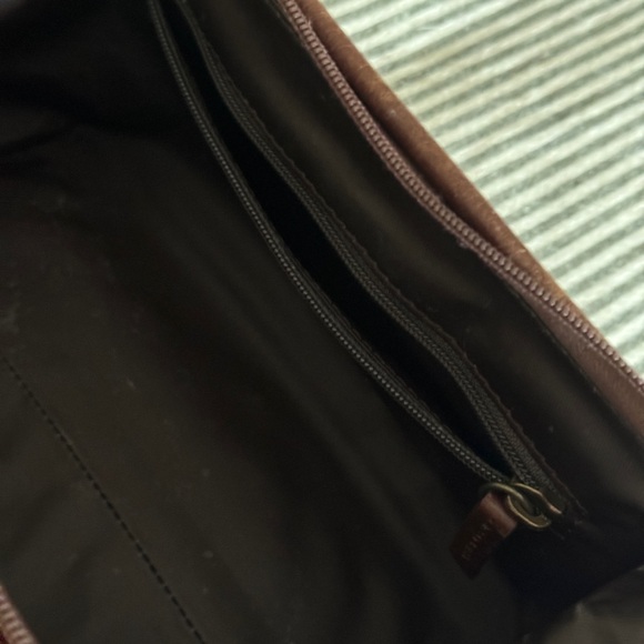 Fossil Leather Toiletries Case Doctor Bag Style - Picture 5 of 6